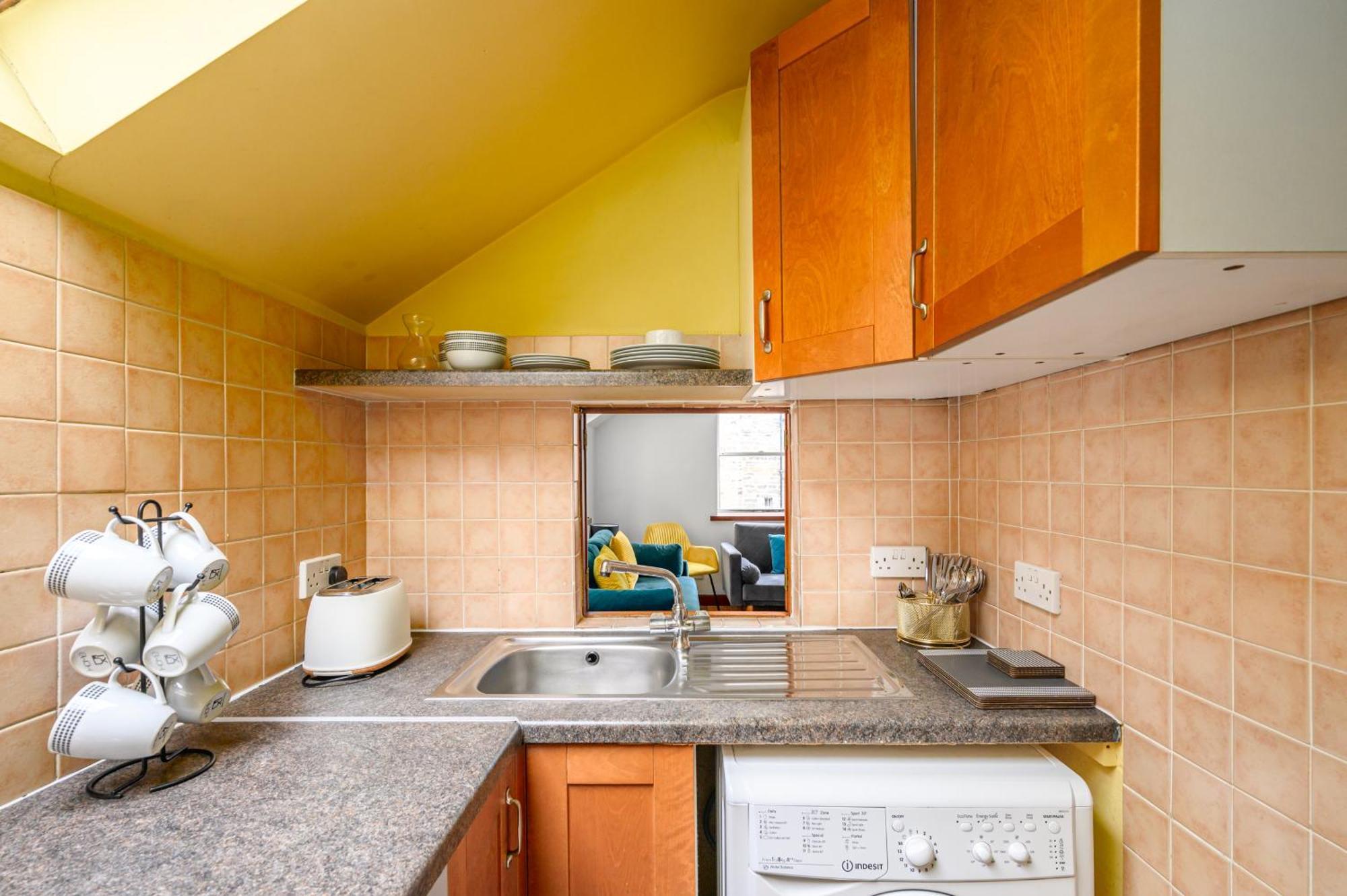 Bright - Central - Sleeps 10 Эдинбург Экстерьер фото